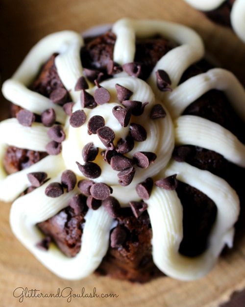 Easy and Moist Mini Bundt Cakes - Frosting and Fettuccine