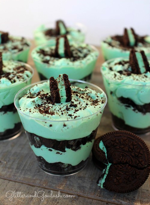 St. Patricks Day Mint Oreo Parfaits