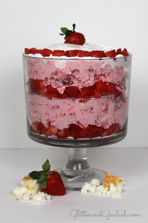 Quick and Easy Make Ahead Strawberry Fluff Dessert